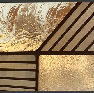 <span style="font-weight: bold">Glasfenster – Zachäuskirche Hannover</span><br />Detail von der Bleiverglasung mit Echtantik- wie auch unterschiedlich <br />strukturierten Industriegläsern (Entwurf: Hans Sasse, Hann.)